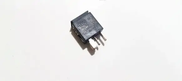 Nissan Almera N16 Other relay 252309f905 4rd007814-04