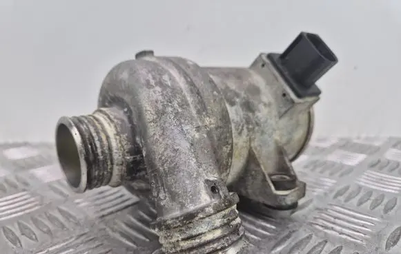 BMW 3 F30 F35 F31 Water pump 70366566 211186