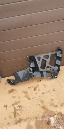 Opel Grandland X Rear bumper mounting bracket YP00035680