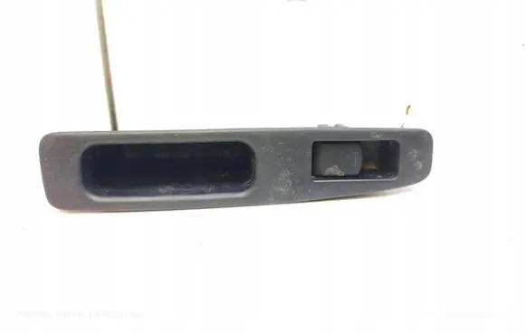 Nissan Qashqai Quarter vent window switch 25411BR00A