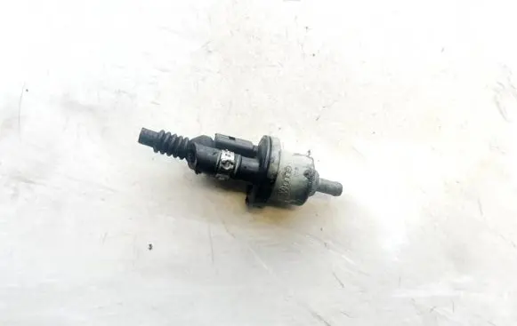 Audi A4 S4 B6 8E 8H Turbo solenoid valve