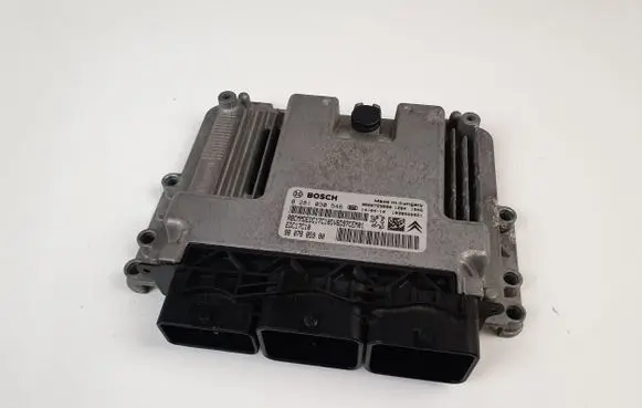 Peugeot 2008 I Engine control unit/module 0281030546 9807885980 9666729580