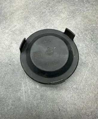 Volkswagen PASSAT B5 Headlight/headlamp dust cover 747969
