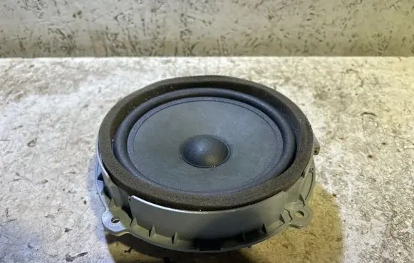 KIA Sportage Front door speaker 96330F2100 34618H2231 8941034704A