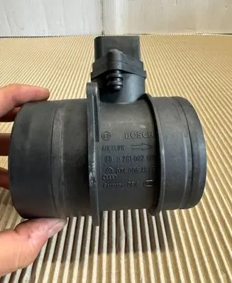 Citroen C5 Mass air flow meter 9681917980