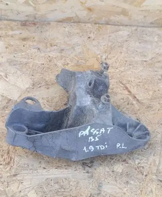 Volkswagen PASSAT B5 Engine mounting bracket 8E0199351