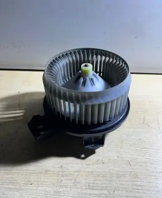 Honda Civic Heater fan/blower 2727000440