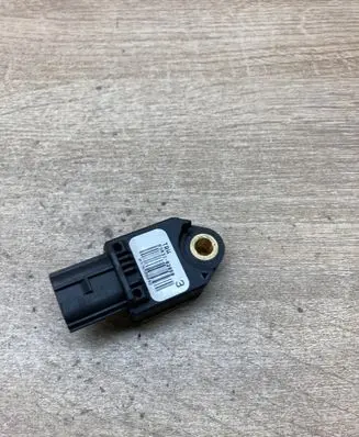 Toyota Corolla E120 E130 Airbag deployment crash/impact sensor 8983102050