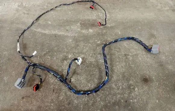 Dodge Challenger Wiring harness 24808840358 R3472001