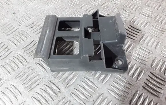 Mercedes-Benz Sprinter W906 Front bumper mounting bracket A9068850163
