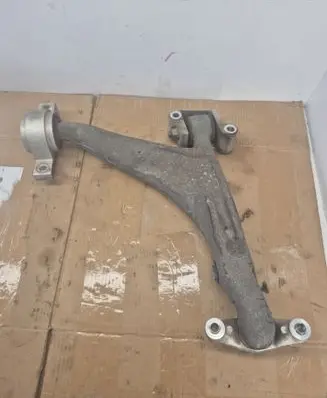 Front lower control arm/wishbone