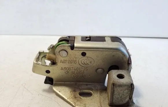 Volkswagen Crafter Loading door lock A9067401235