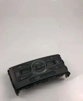 Toyota Auris 150 Climate control unit 5590002221