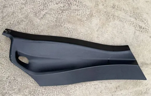 BMW X1 F48 F49 (C) pillar trim 51437326836 7326836