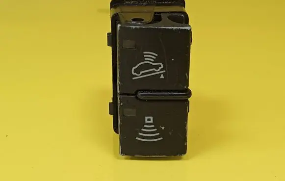 Audi A4 S4 B6 8E 8H Alarm switch 8E19621095PR