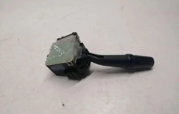 Toyota Corolla Verso E121 Wiper control stalk 173821 05170 84552