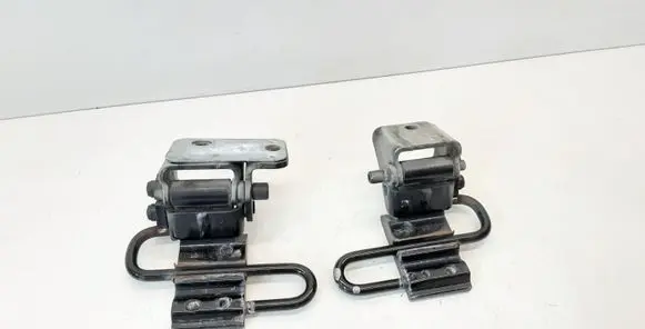 Audi A6 S6 C6 4F Rear door lower hinge 8E0833412 8E0833411
