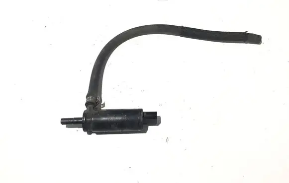 Volkswagen Touran I Windscreen/windshield washer pump 3B7955681