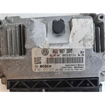 Volkswagen Jetta VI Engine control unit/module