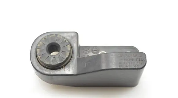 Opel Astra K Radiator mount bracket 13466590