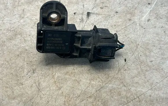 Renault Clio IV Air pressure sensor 0281006029 223650002R H8200758731