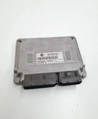 Skoda Fabia Mk1 (6Y) Engine control unit/module 03D906033C 5WP40292