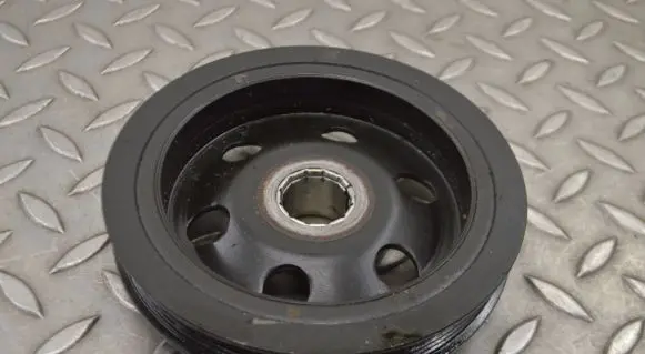 Mercedes-Benz A W176 Crankshaft pulley A2700300503