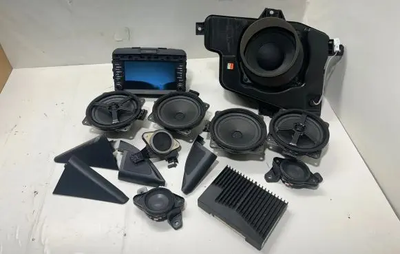 KIA Sorento Audio system kit 96560CEE00WK 8127SM002630