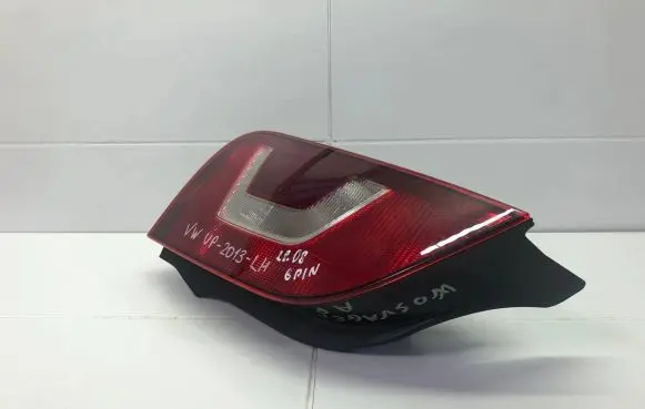 Volkswagen Up Rear/tail lights 1S0945095