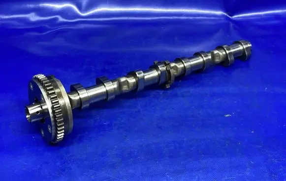 Audi A5 Camshaft 06H101D 06H109088C