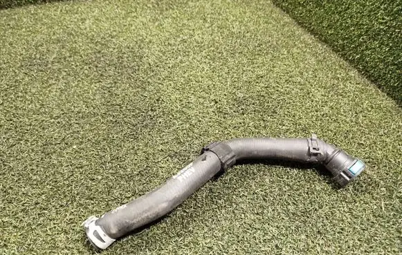 Land Rover Range Rover Sport L494 Engine coolant pipe/hose JPLA18K618AB JPLA18K618 CV1KA