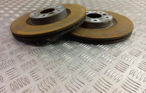 BMW X2 F39 Front brake disc 6865713
