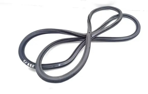 Audi Q7 4L Front door rubber seal 4L0331721