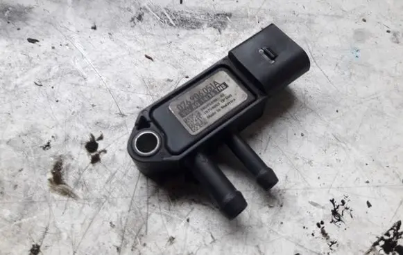Audi A3 S3 8P Vacuum valve 076906051A