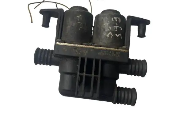 BMW 7 E65 E66 Coolant heater control valve 6908294 1147412167 64116908294