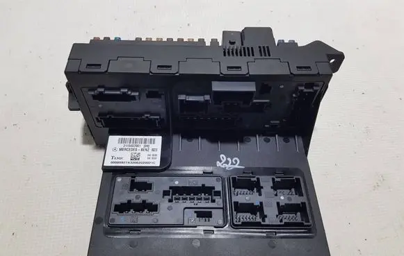 Mercedes-Benz E W211 Comfort/convenience module 2115457001DDD A2115457001