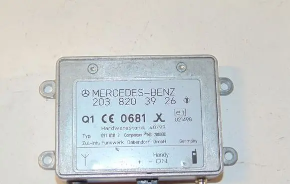 Mercedes-Benz E W210 Antenna control unit A2038203926