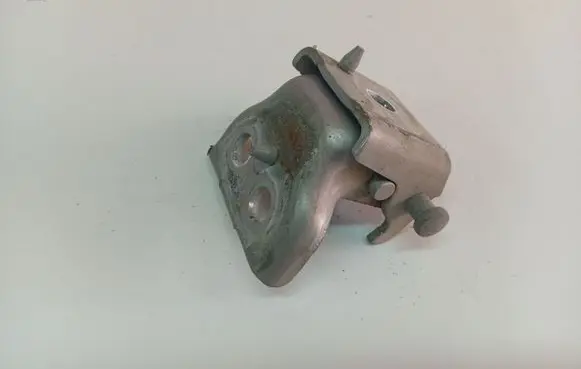 Peugeot Partner Front door upper hinge 