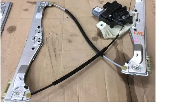 Citroen C4 Cactus Loading door lock 9827295780 0130822700 20190109