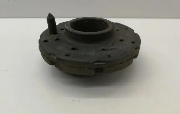 Audi A4 S4 B8 8K Rear coil spring rubber mount 8K0512297C