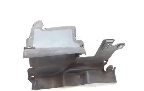 Volvo V70 Intercooler air guide/duct channel 31383692