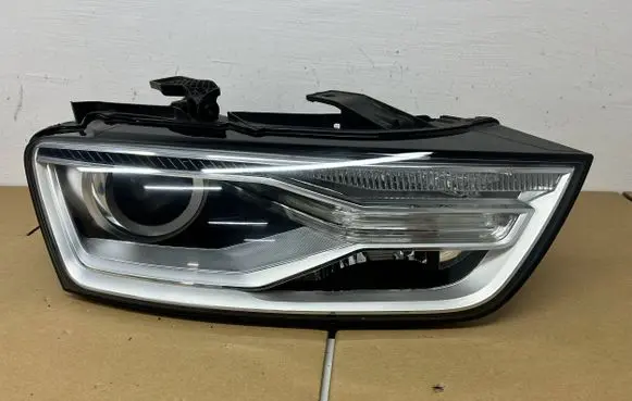 Audi Q3 8U Headlight/headlamp 8U0941006C