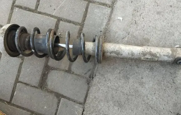 BMW 7 E65 E66 Rear shock absorber/damper 6758094 H7306 105413
