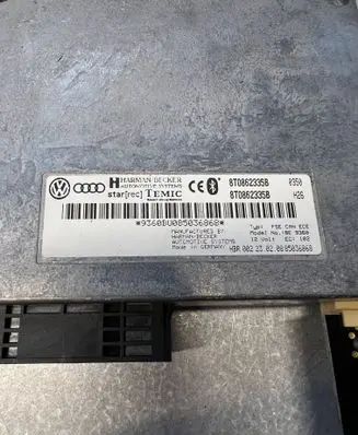 Audi A4 S4 B8 8K Bluetooth control unit module 8T0862335B