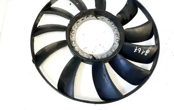 Audi A4 S4 B5 8D Fan impeller 058121301