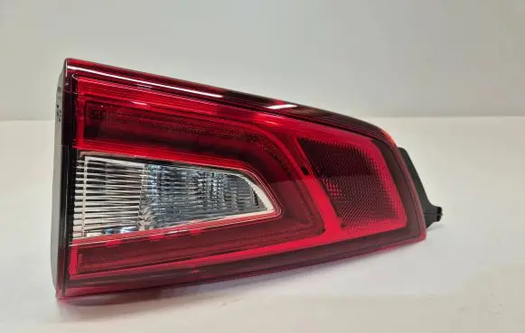 Nissan Qashqai Tailgate rear/tail lights 265504EA5C 265504EA5D 8626550
