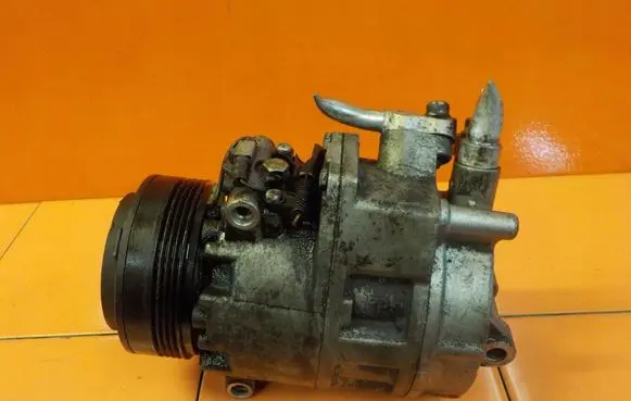 BMW X5 E53 Air conditioning (A/C) compressor (pump) 6917864