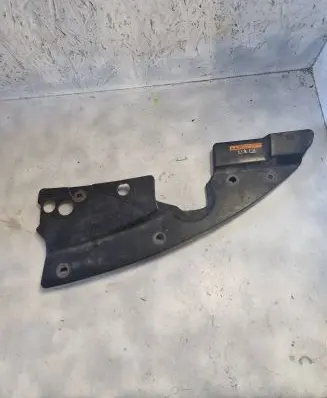 Nissan Murano Z51 Radiator trim LE395211100