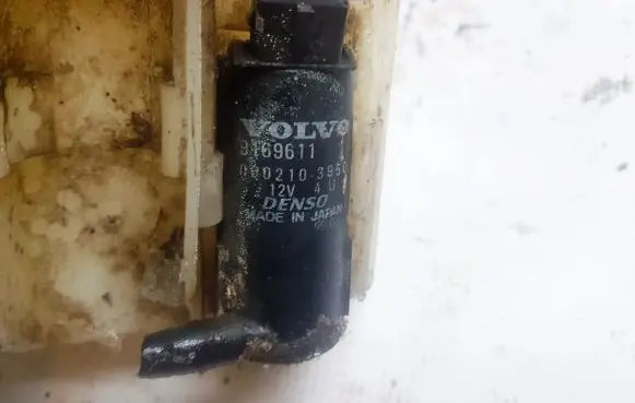 Volvo S80 Windscreen/windshield washer pump 9169611