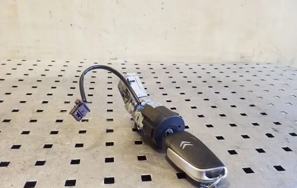 Citroen DS4 Ignition lock 9663123380 9674000680